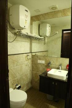 Hotel Oyo Housing Board Chowk Manimajra 3*