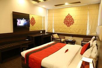 Hotel Oyo Housing Board Chowk Manimajra Chandigarh